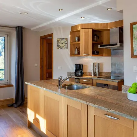 La Belle Epoque - Year *