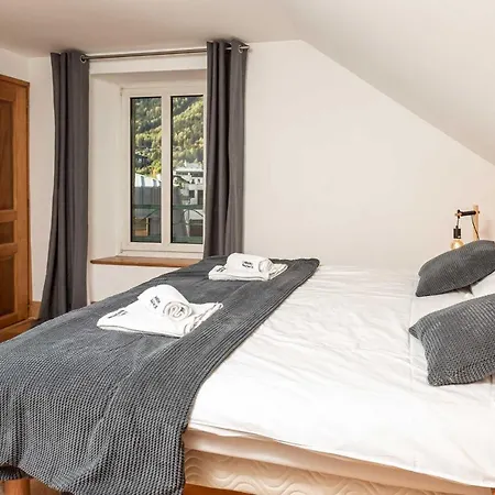 La Belle Epoque - Year Appartement *