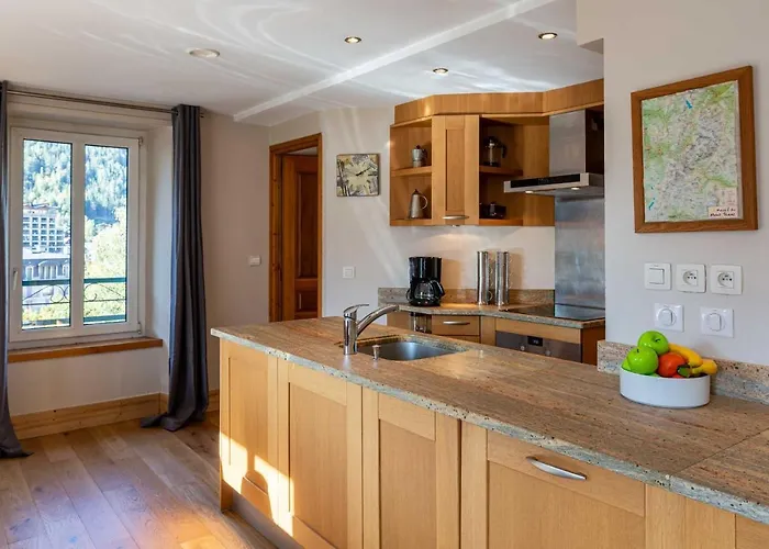 La Belle Epoque - Year *