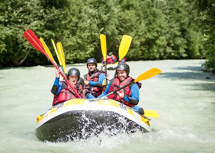 La Belle Epoque - Year *