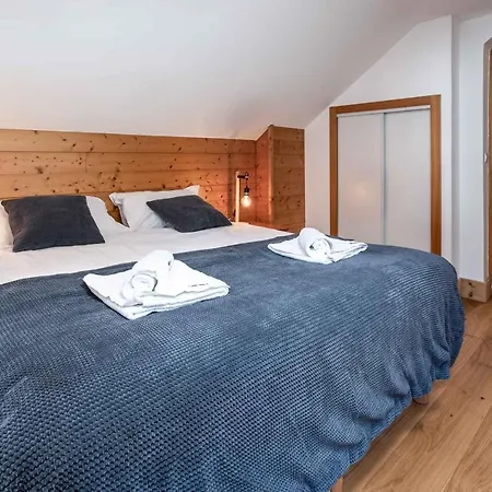 La Belle Epoque - Year